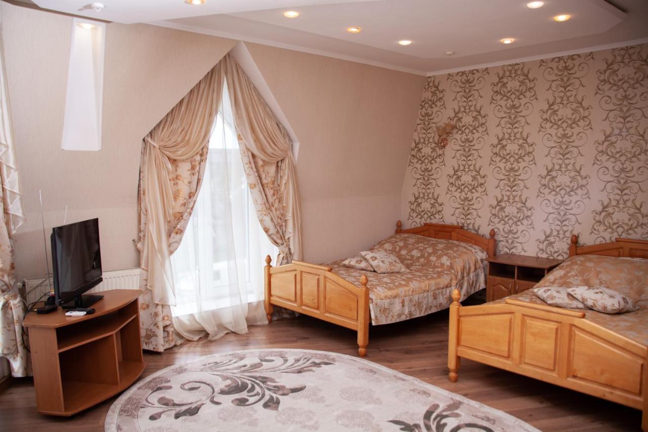 Hotel Piligrim 1 à Mykolaïv Extérieur photo